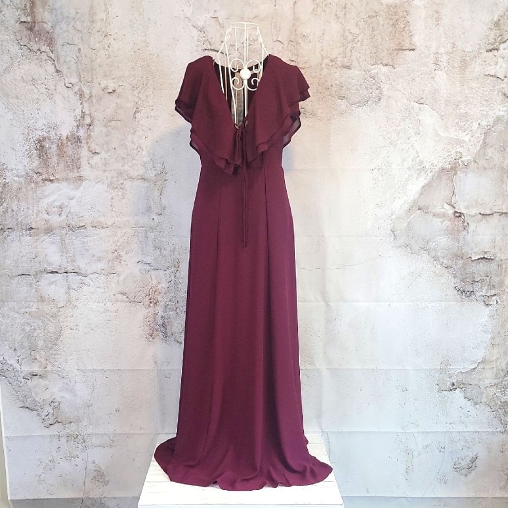 Elegant Burgundy Maxi Dress with Ruffle V-Neck
